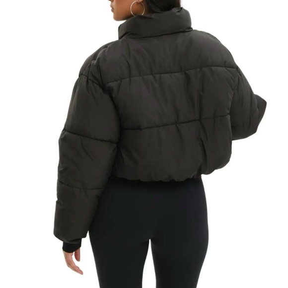 Black cropped puffer jacket - Picture 2 of 3
